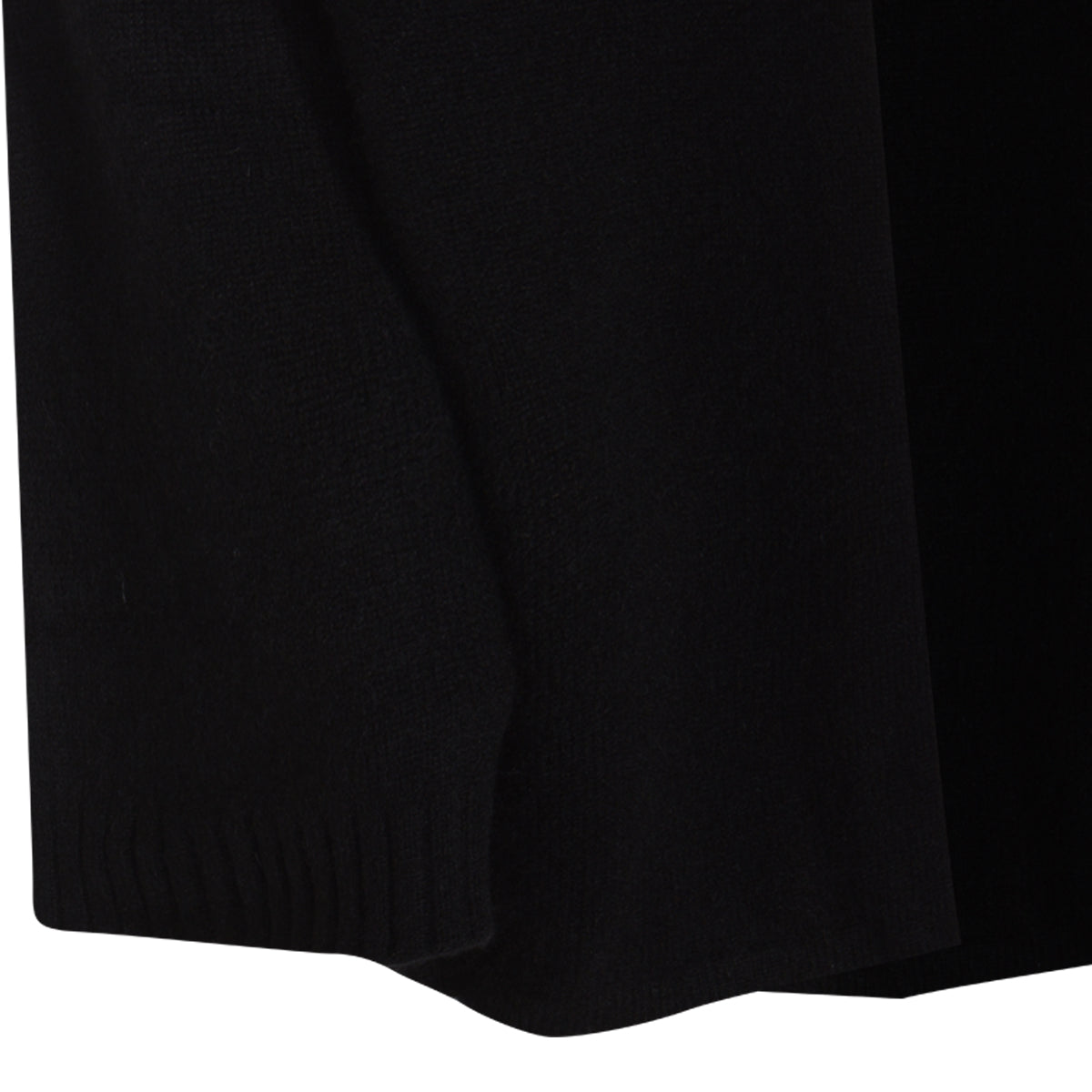 BLACK WOOL AURA KNITWEAR