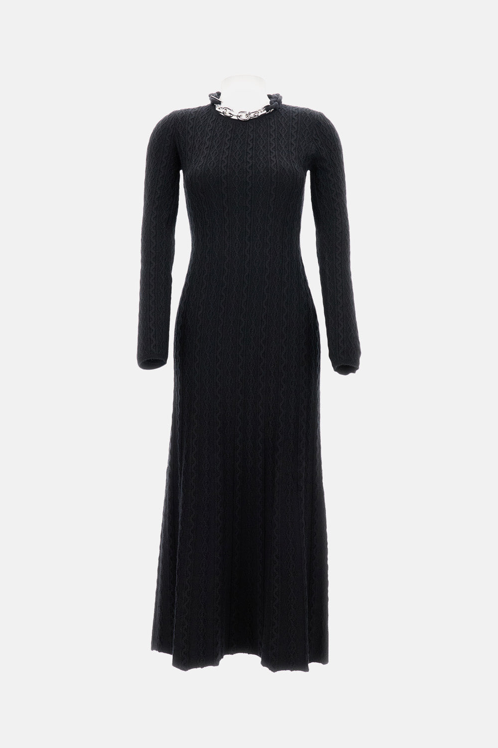 WOMAN'S DRESS