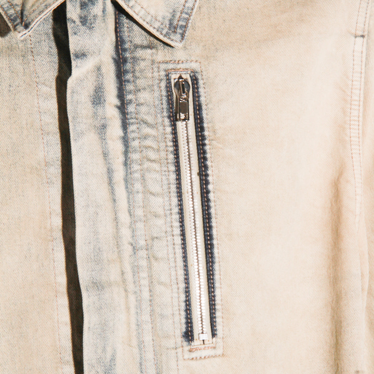 WHITE COTTON DENIM JACKET