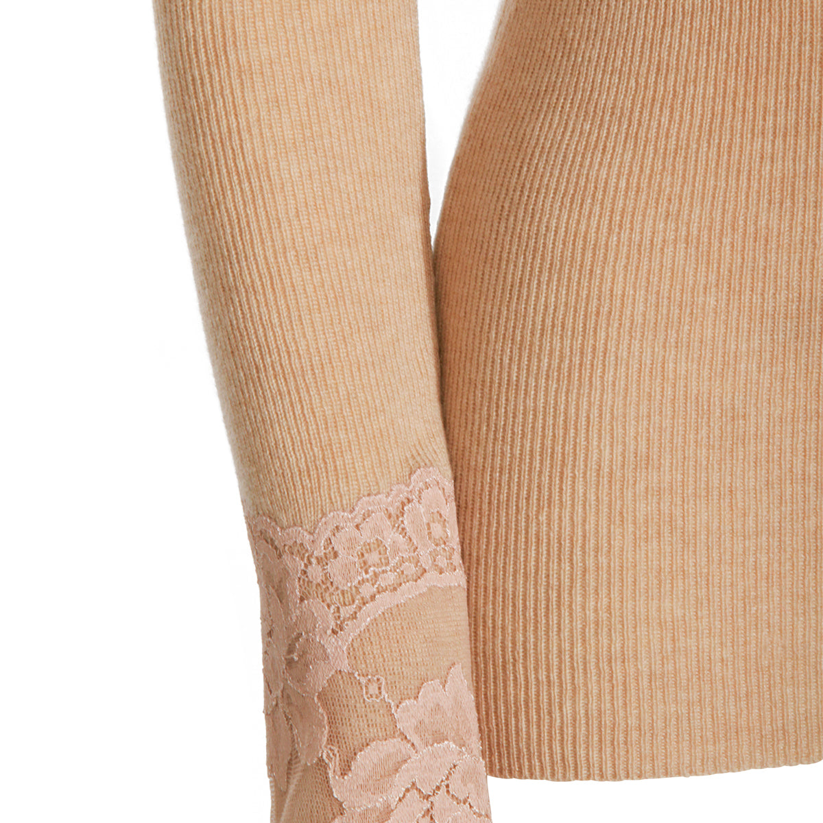 CAMEL CASHMERE KNITWEAR