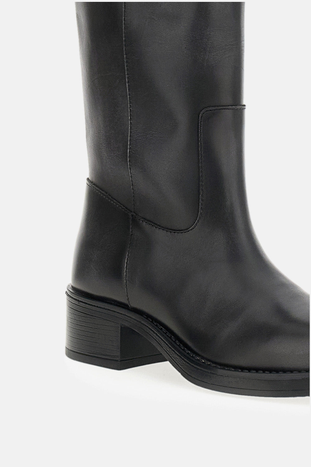 SAJAN VINTAGE EFFECT LEATHER BOOTS