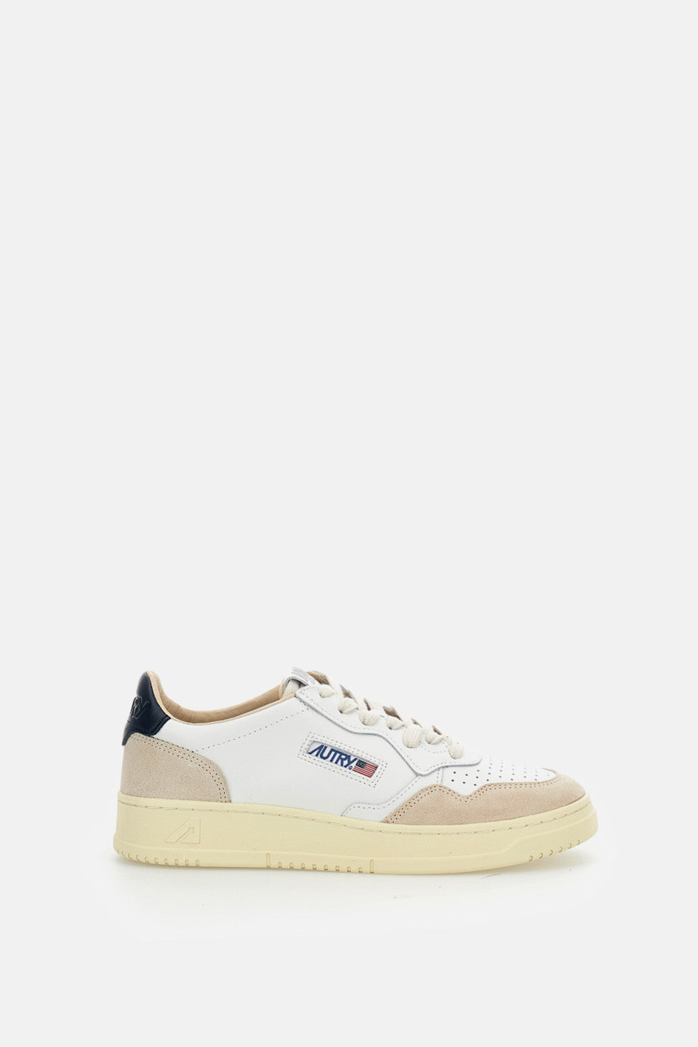MEDALIST LOW LEATHER SNEAKERS