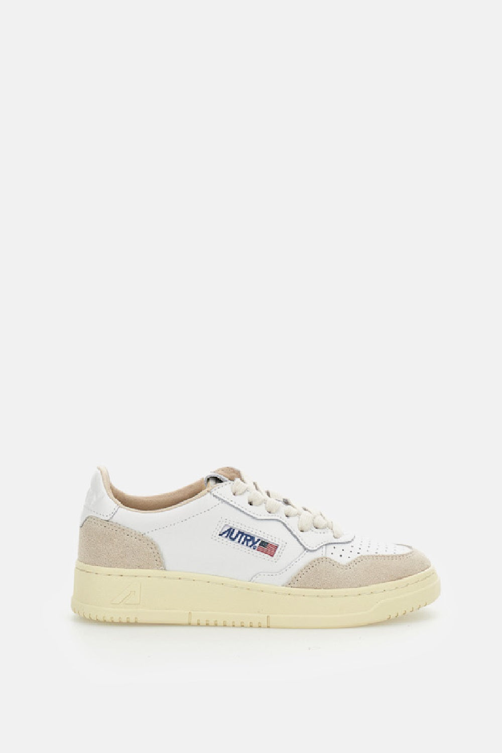 MEDALIST LOW LEATHER SNEAKERS