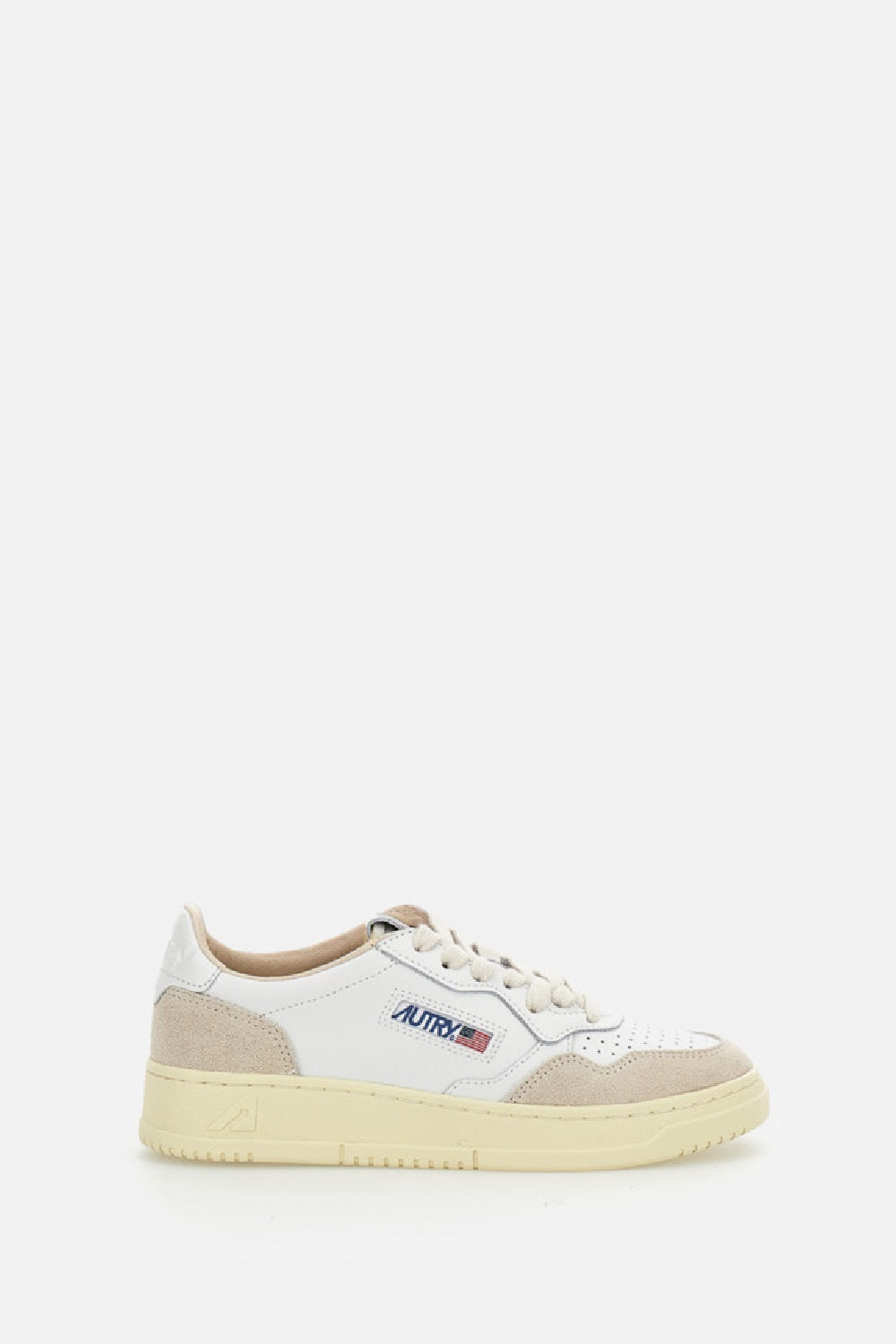 MEDALIST LOW LEATHER SNEAKERS