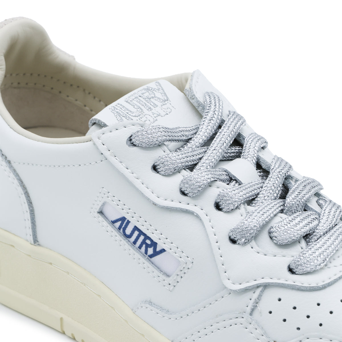 WHITE AND SILVER LEATHER MEDALIST SNEAKERS