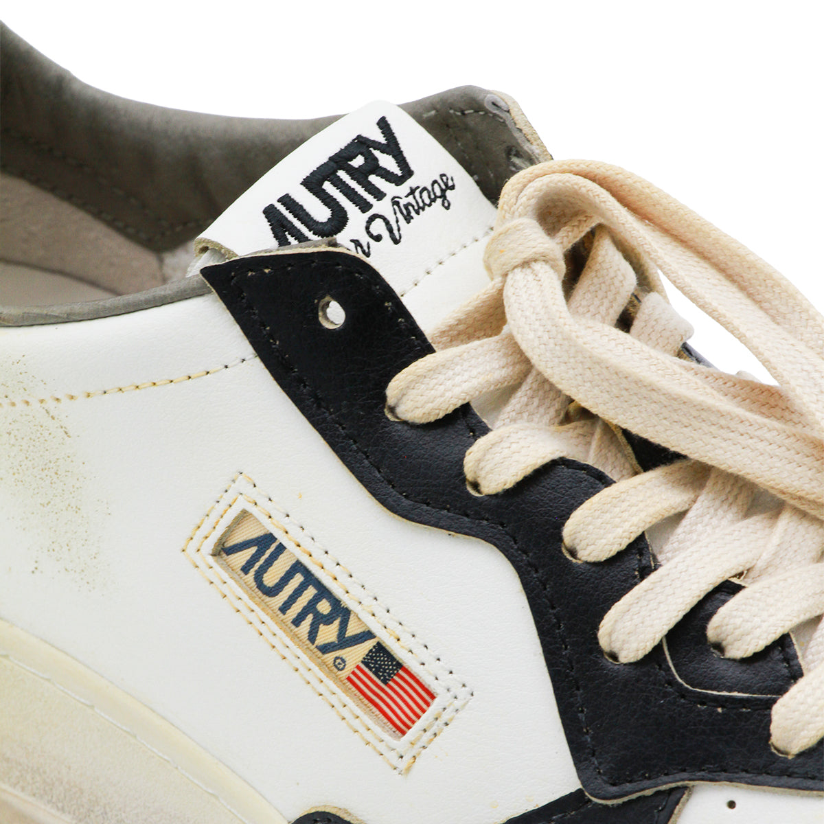 WHITE AND GREEN LEATHER SUPER VINTAGE SNEAKERS