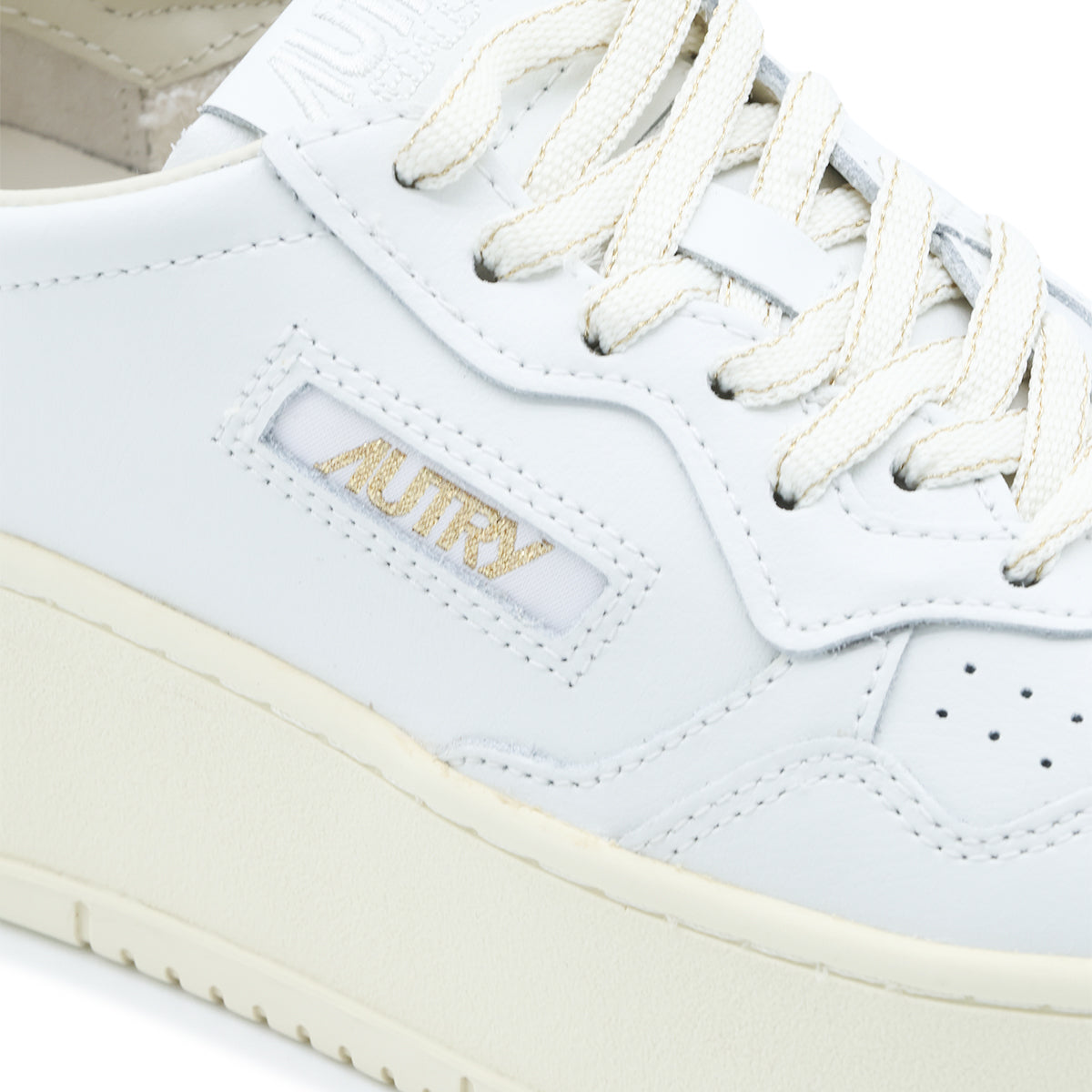 WHITE LEATHER SNEAKERS