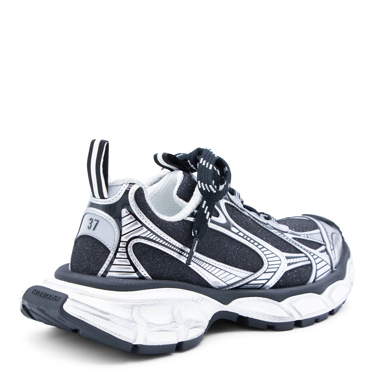 BLACK AND WHITE 3XL SNEAKERS