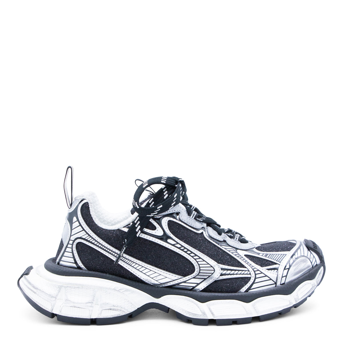 BLACK AND WHITE 3XL SNEAKERS