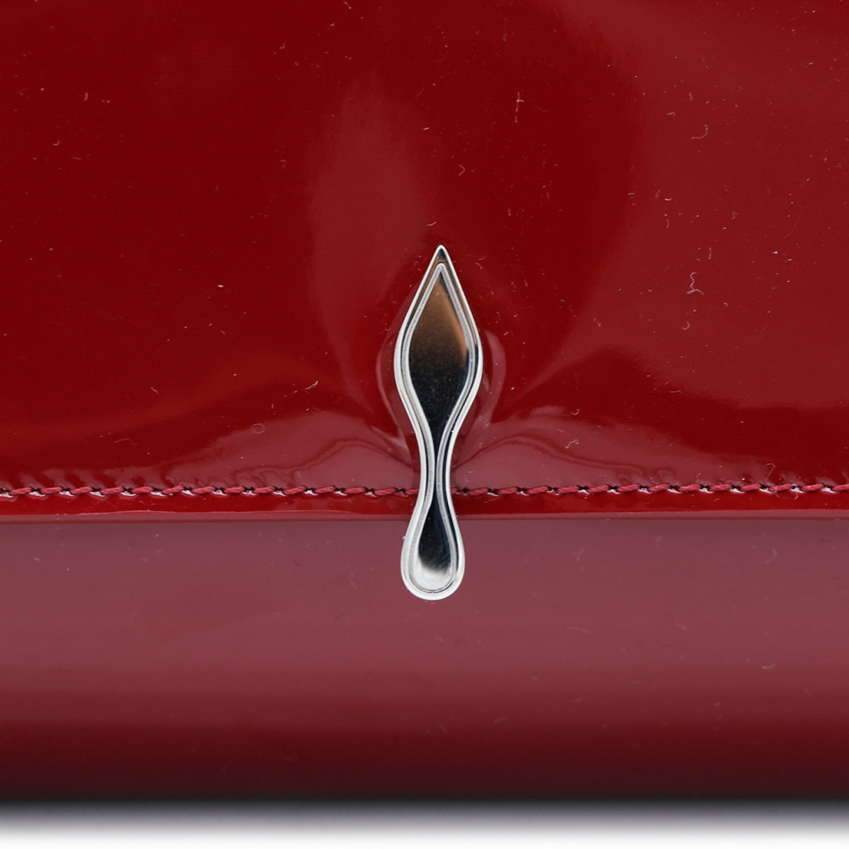 RED BETTINA LEATHER WALLET ON CHAIN PATENT SOFT