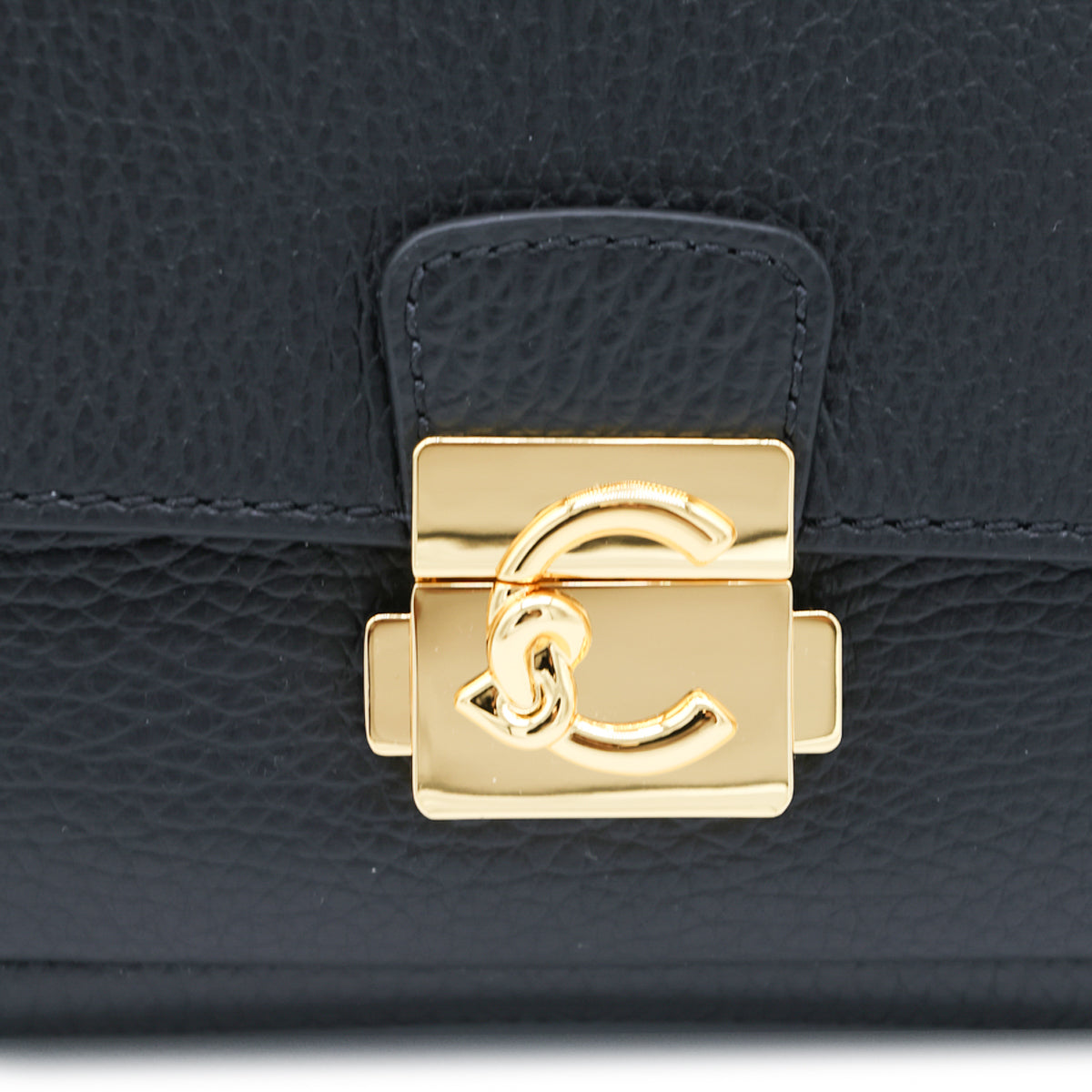BLACK LEATHER C-ME LOCK CROSSBODY BAG