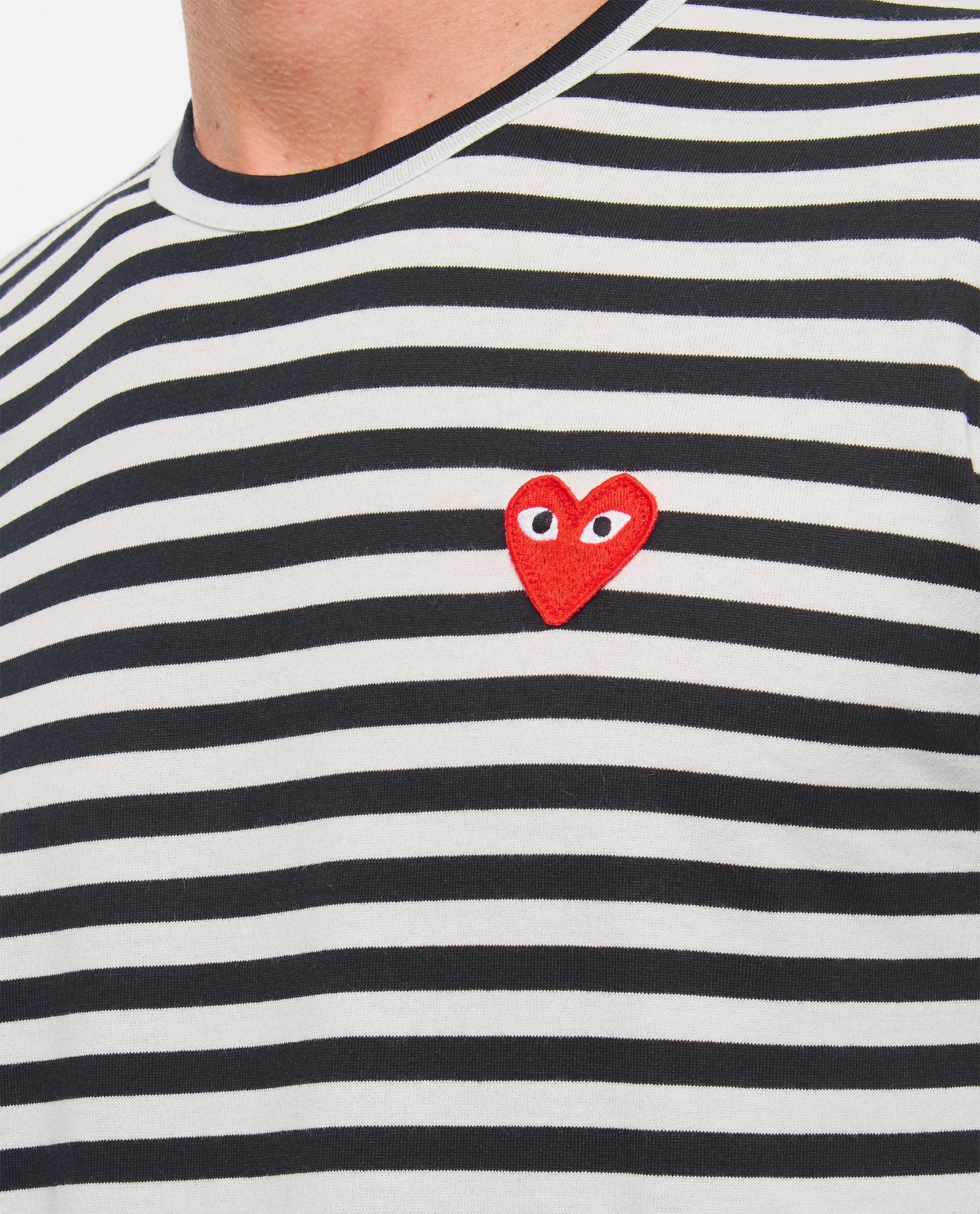 RED EMBLEM LS PLAY T-SHIRT