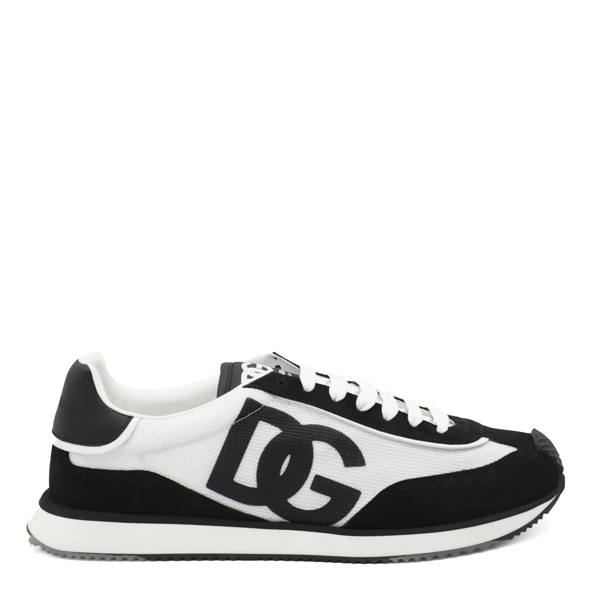 WHITE AND BLACK LEATHER SNEAKERS