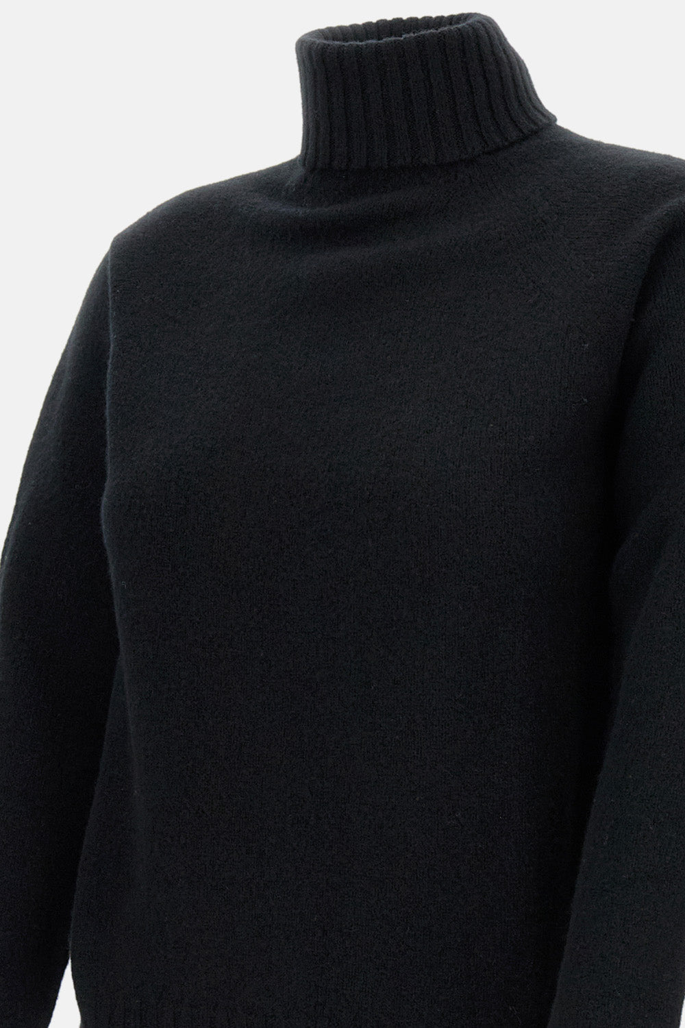 WOOL TURTLENECK SWEATER