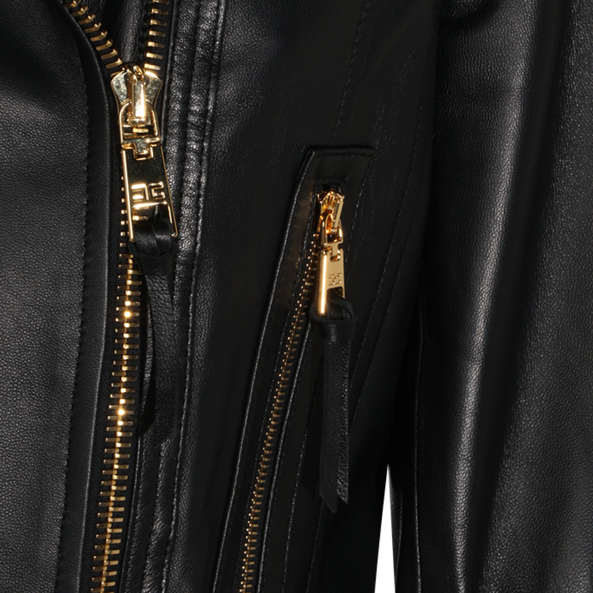 BLACK LEATHER JACKET