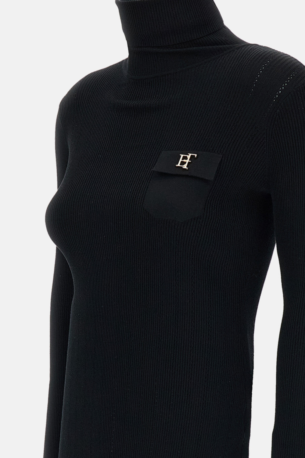RIBBED KNIT