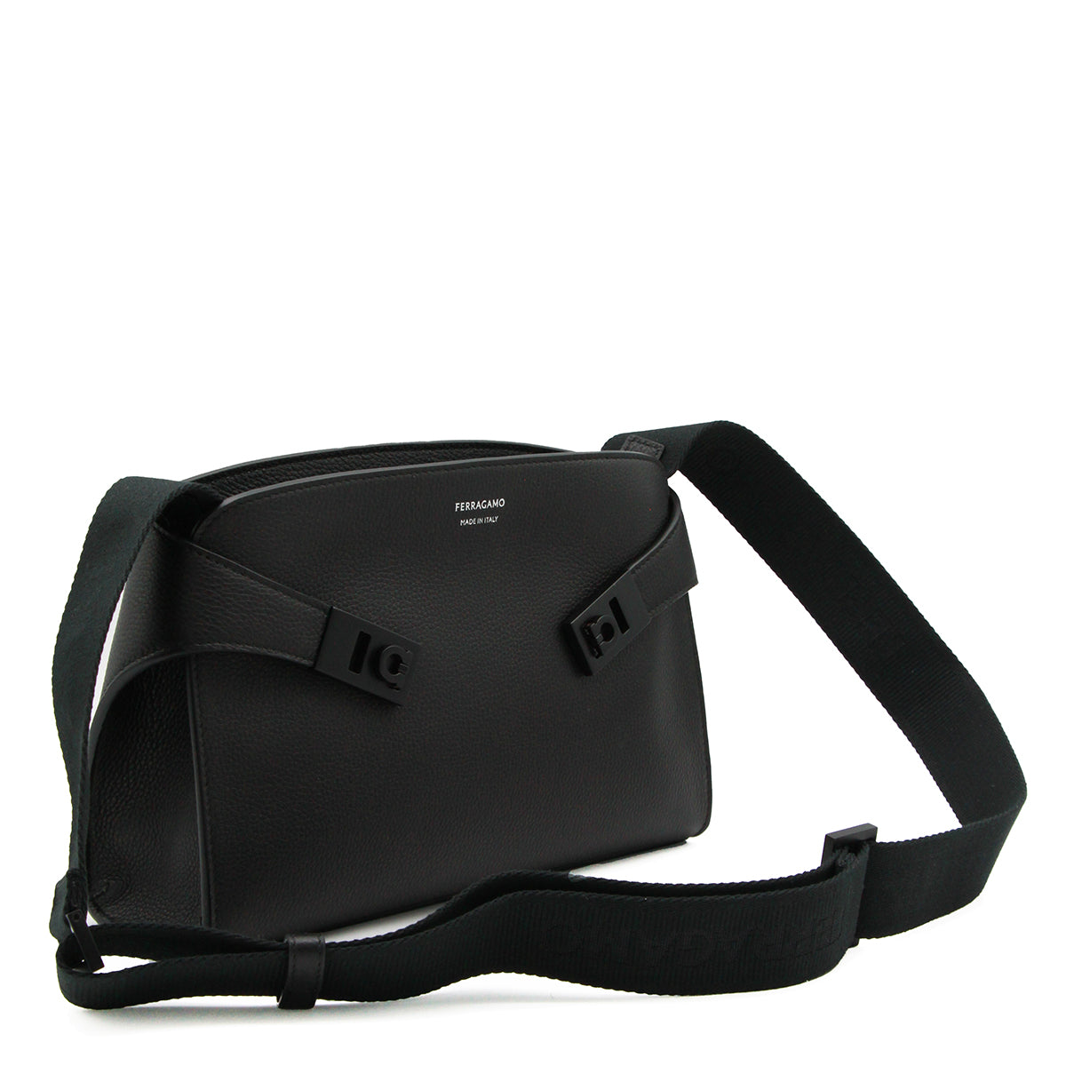 BLACK LEATHER SHOULDER BAG