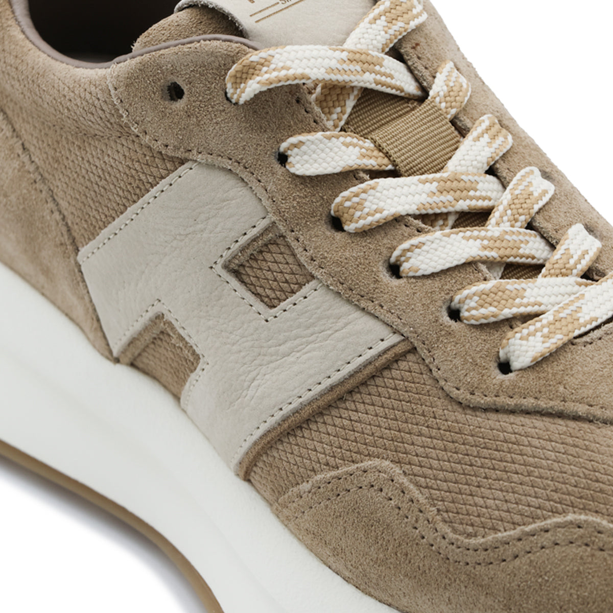 BEIGE SUEDE H641 SNEAKERS