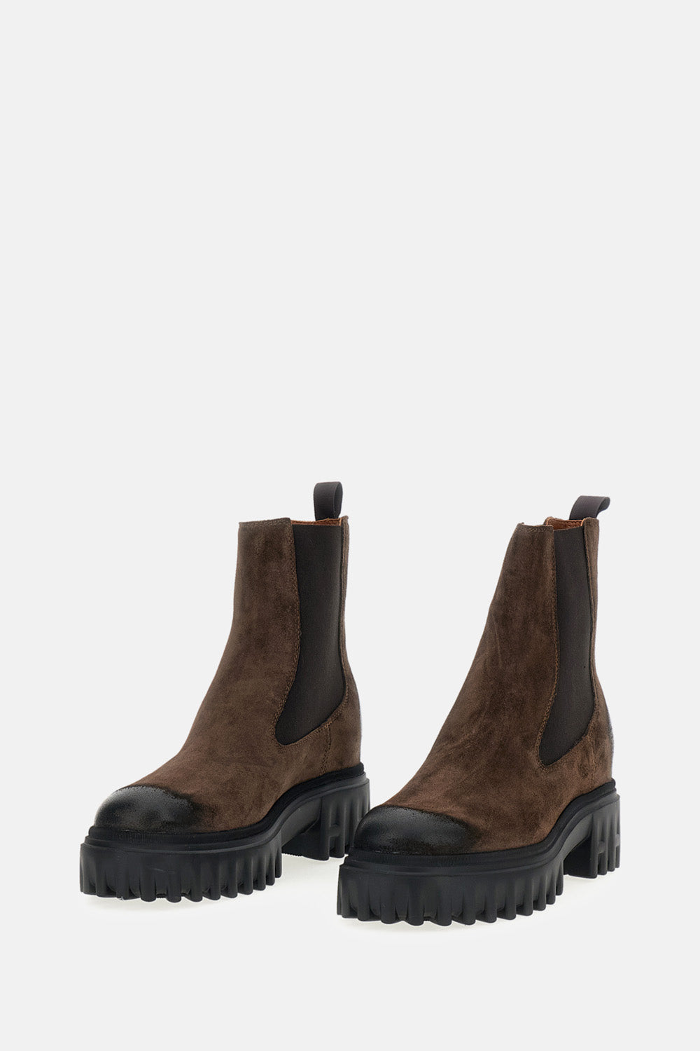 H700 CHELSEA BOOTS