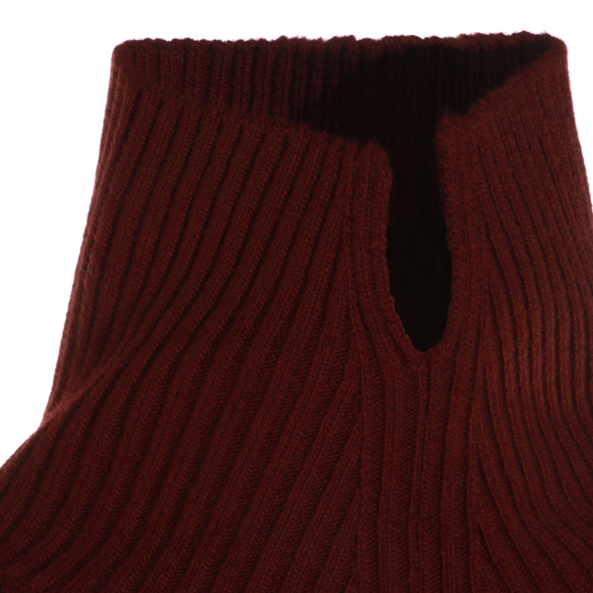 CHERRY WOOL KNITWEAR