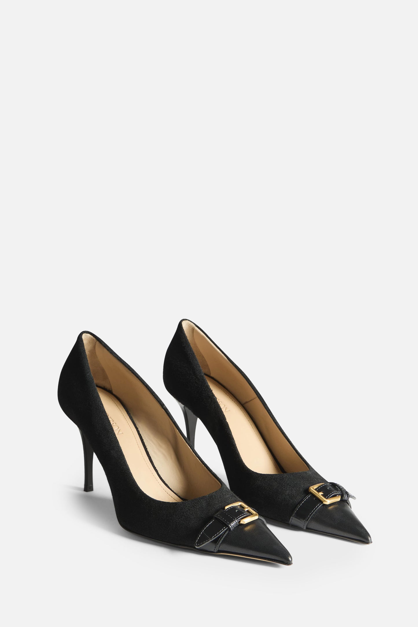 BUCKLE PUMP