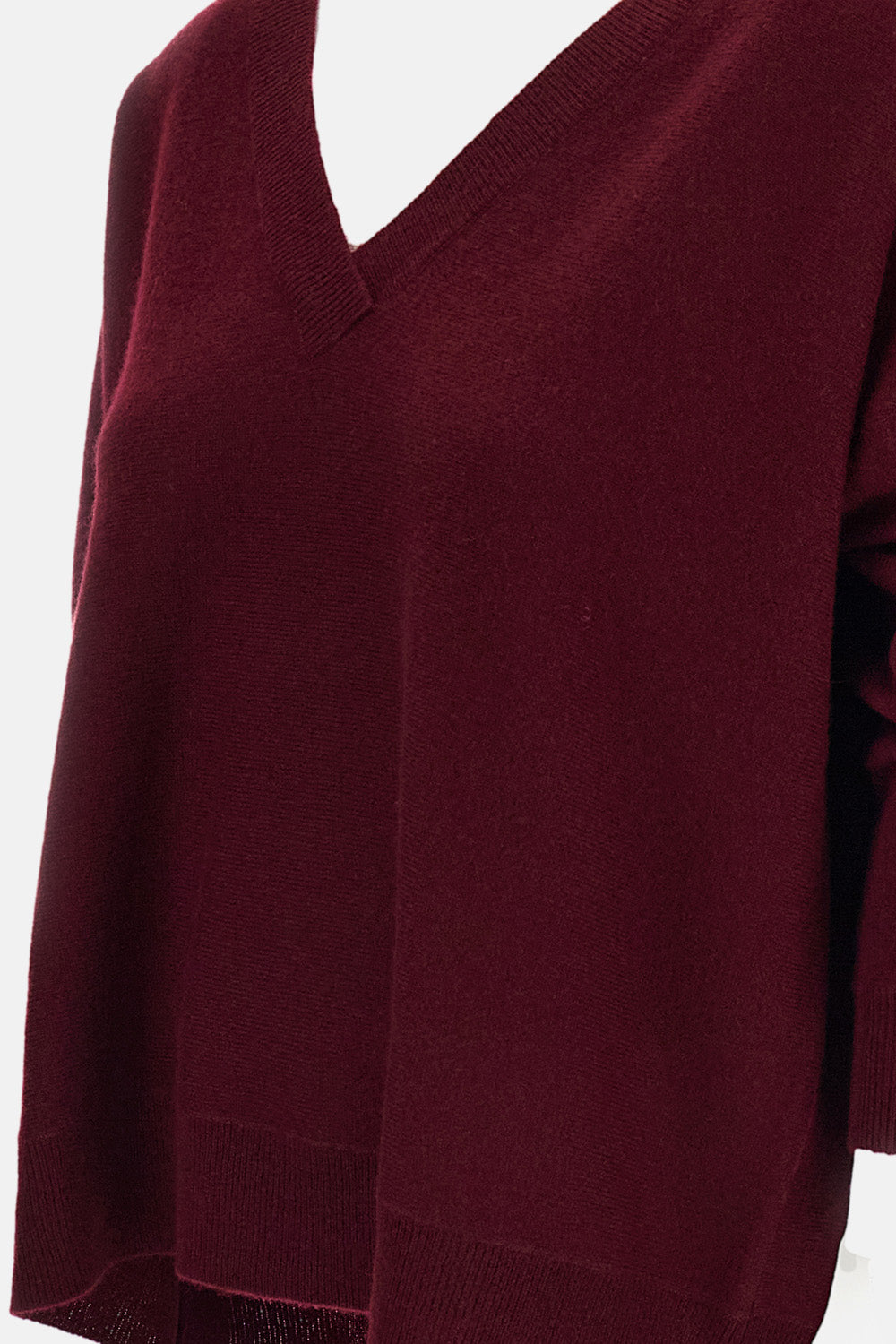 KENNY V NECK SWEATER