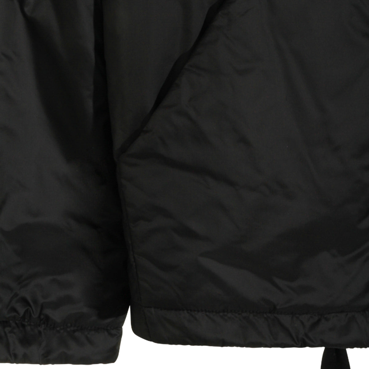 BLACK HOODED DOWN JACKET