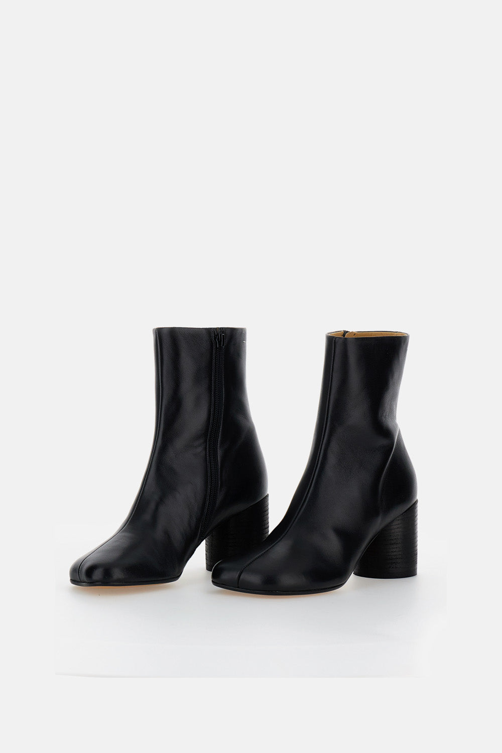 ANATOMIC ANKLE BOOT