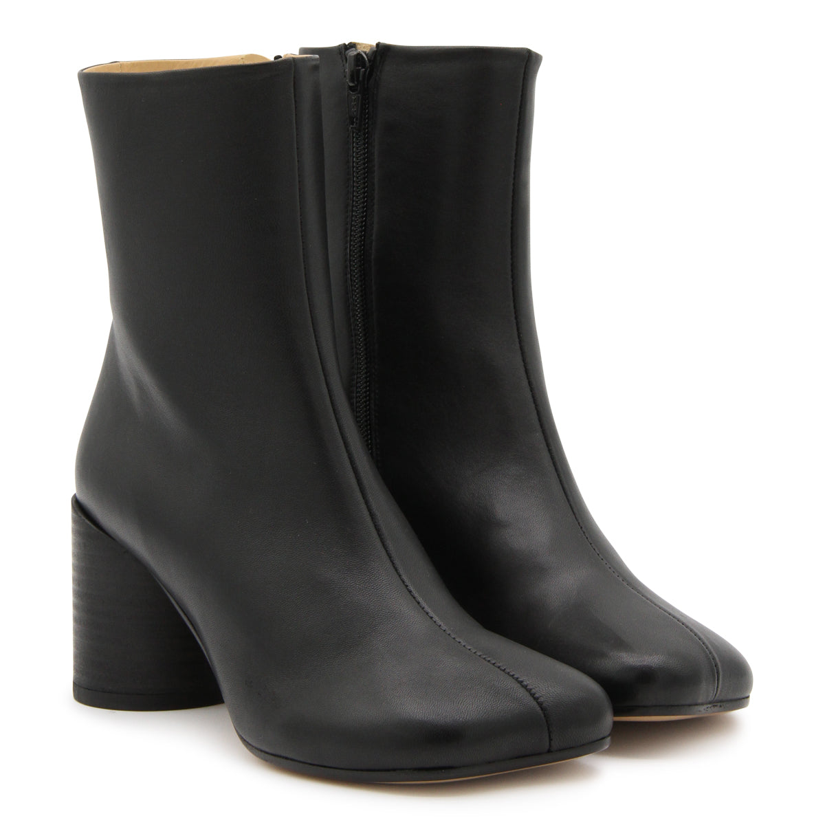 BLACK LEATHER TABI BOOTS