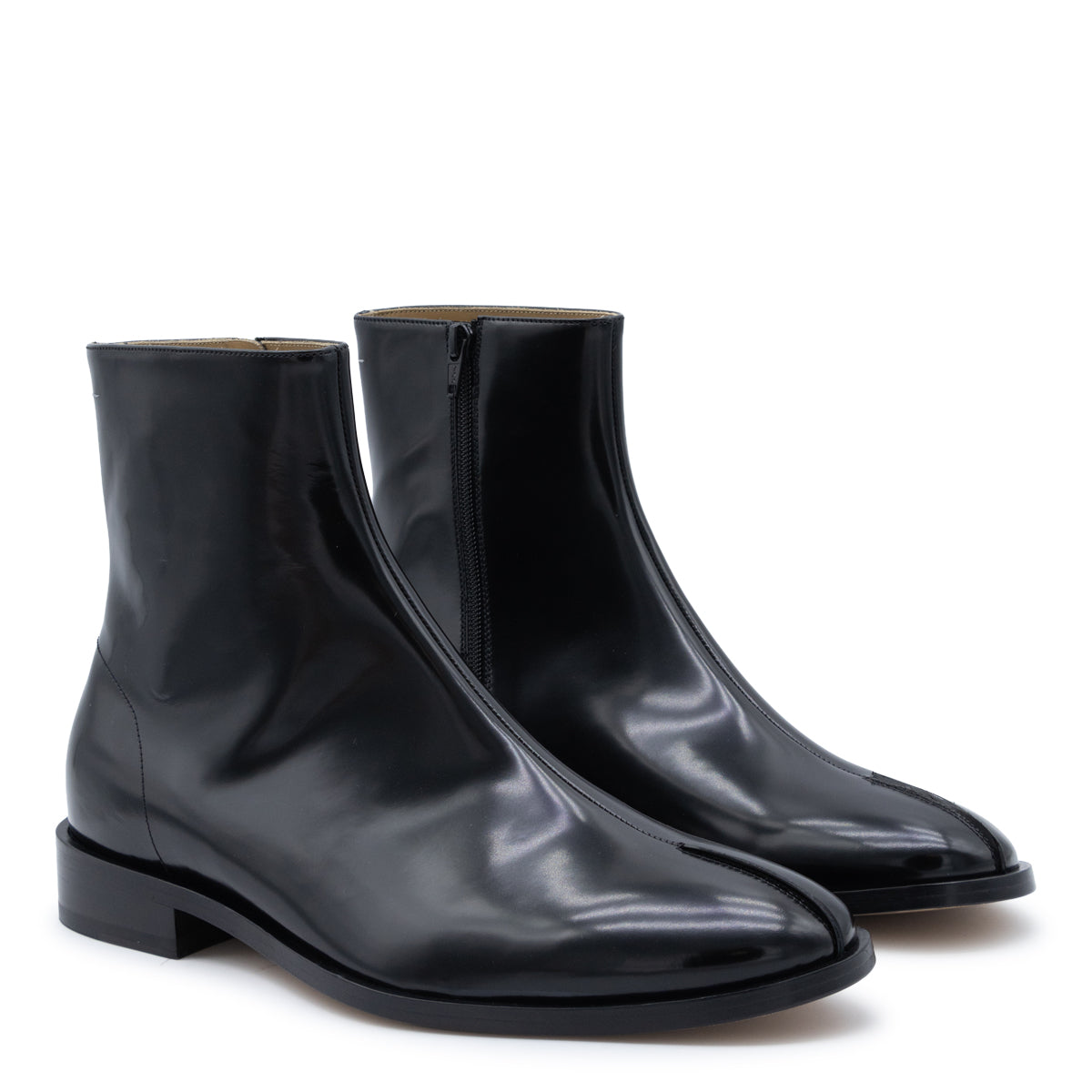 BLACK LEATHER ANKLE BOOTS