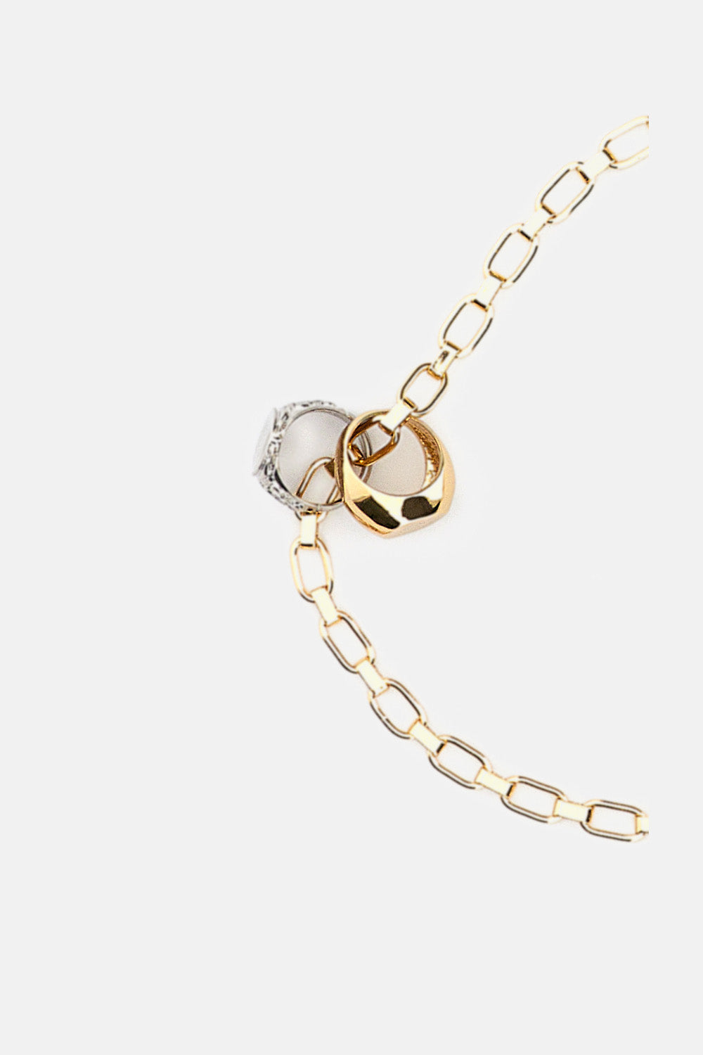 MODULÉE CHAIN NECKLACE WITH DOUBLE RING CHARMS