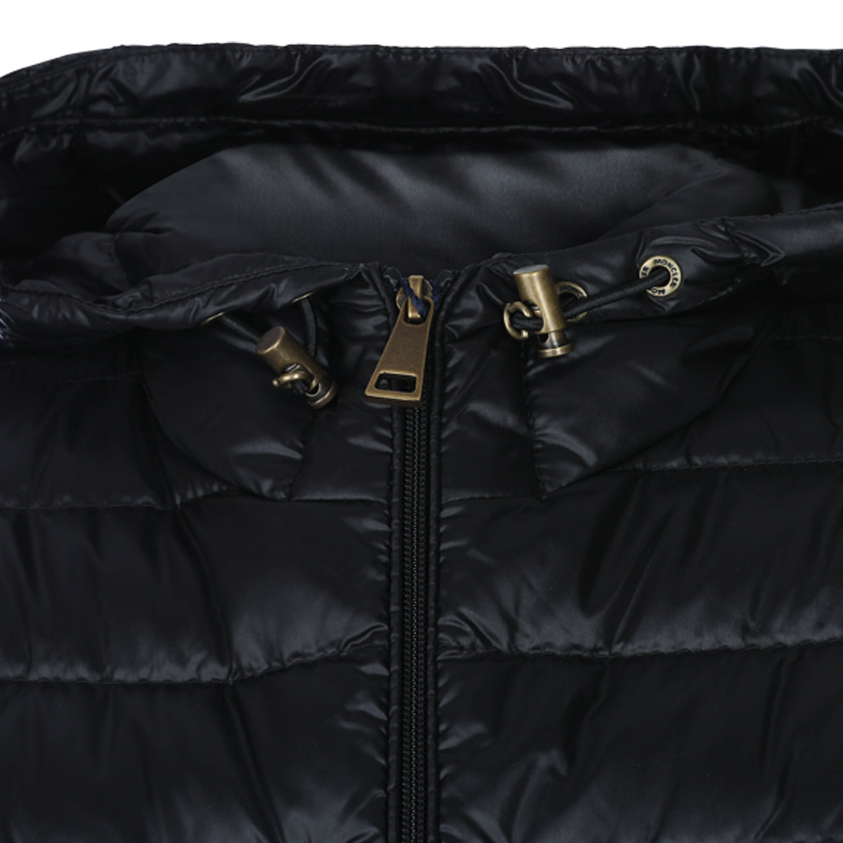 BLACK PUFFER IGELHOOD DOWN JACKET