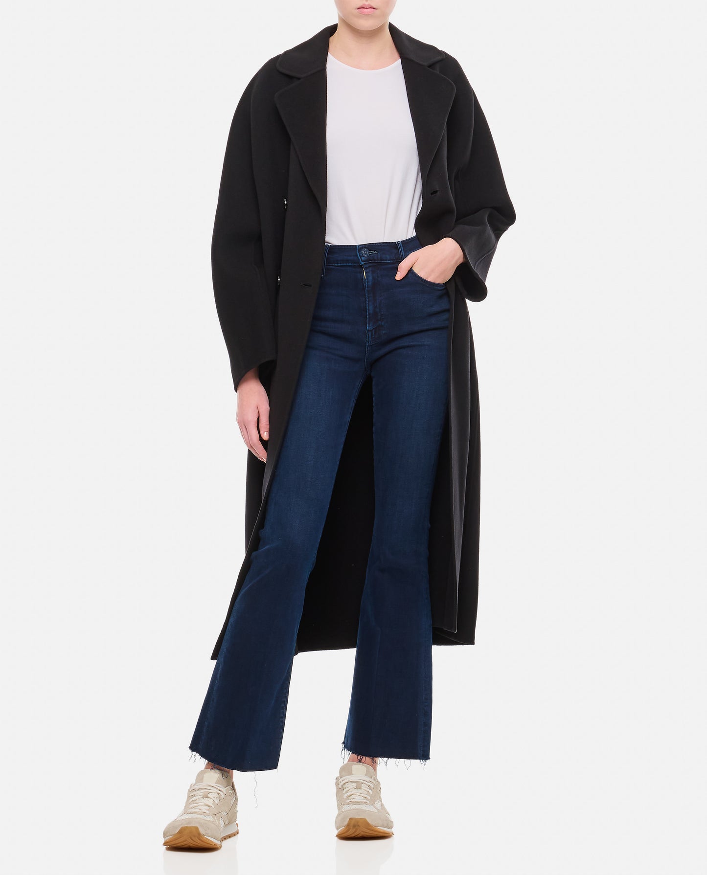 THE WEEKENDER FRAY DENIM PANTS