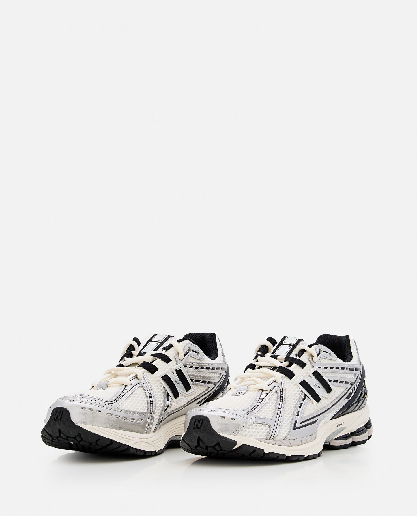 1906 SNEAKERS
