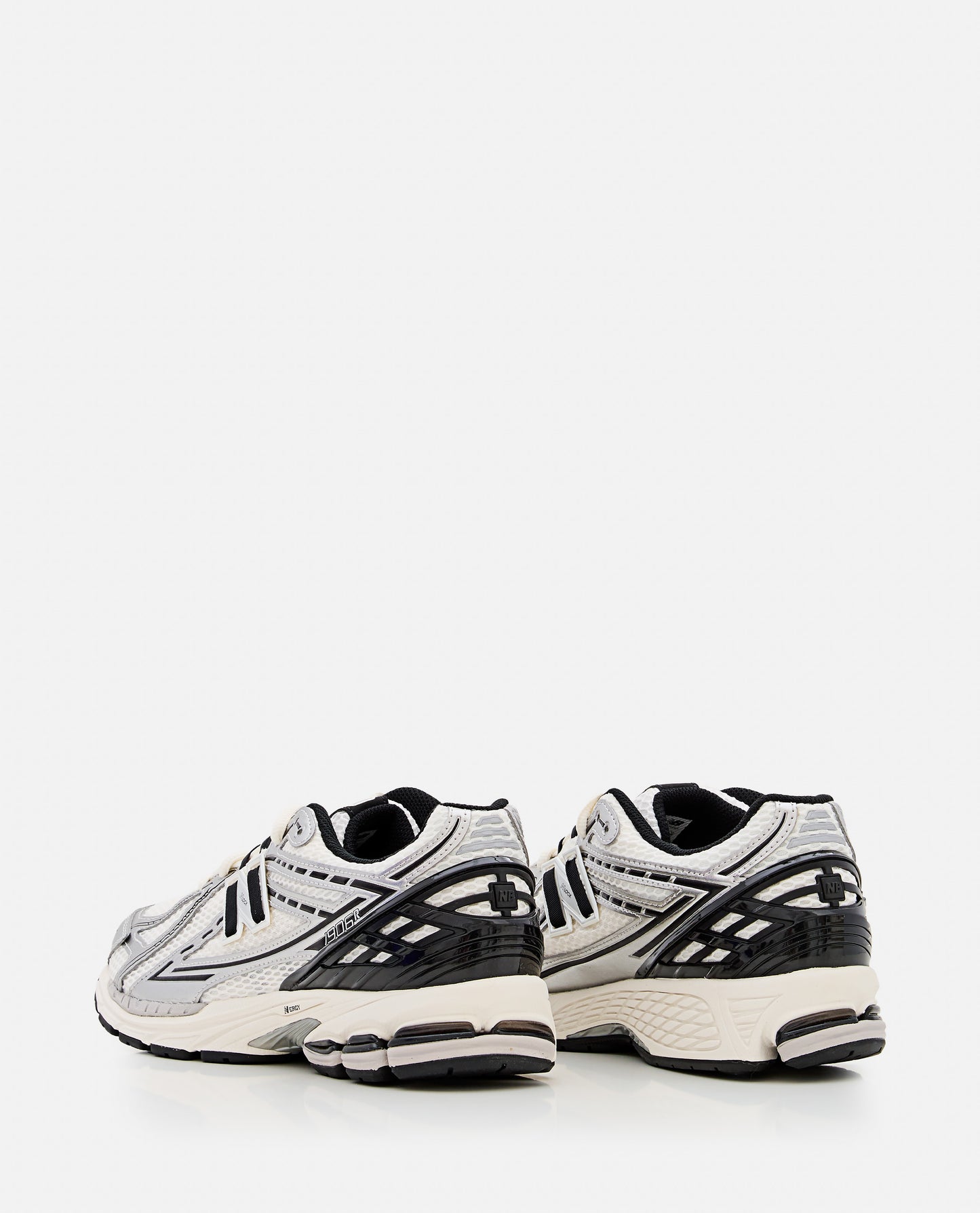 1906 SNEAKERS