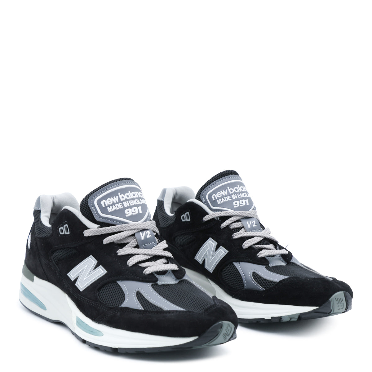 BLACK AND LIGHT BLUE SNEAKERS