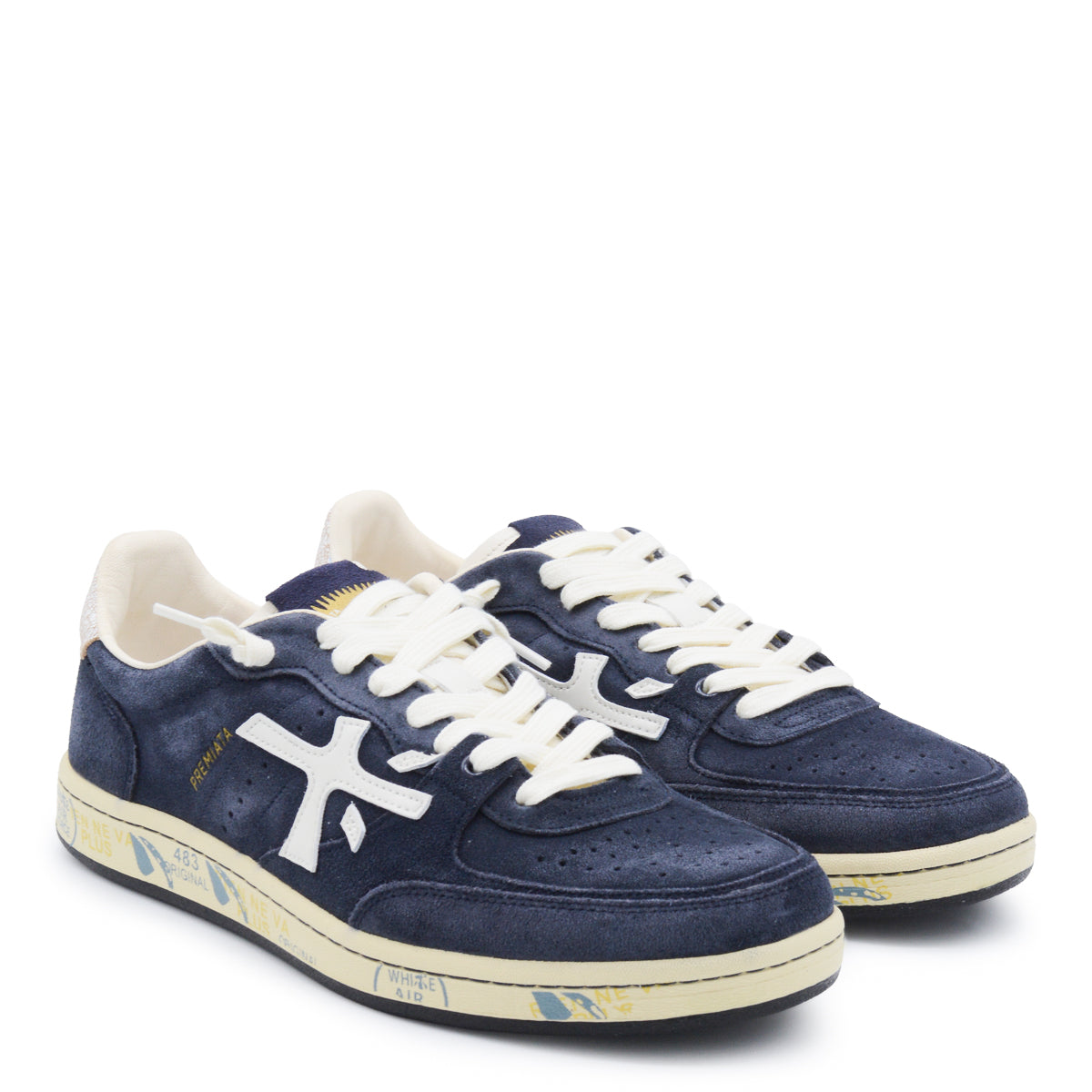 NAVY BACKET CLAY SNEAKERS