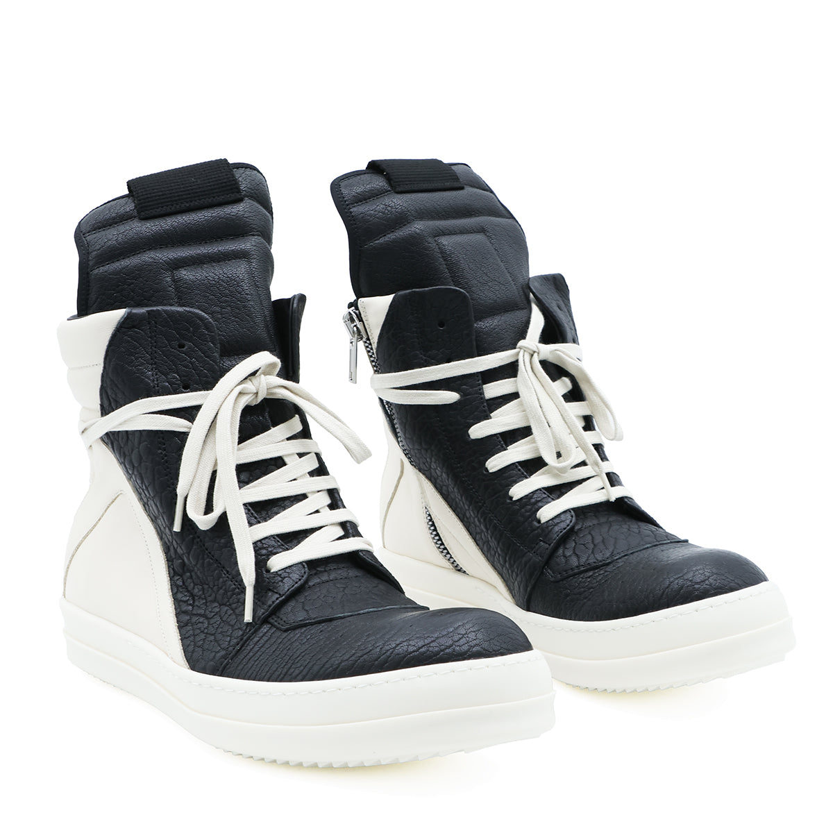 BLACK AND WHITE LEATHER GEOBASKET SNEAKERS