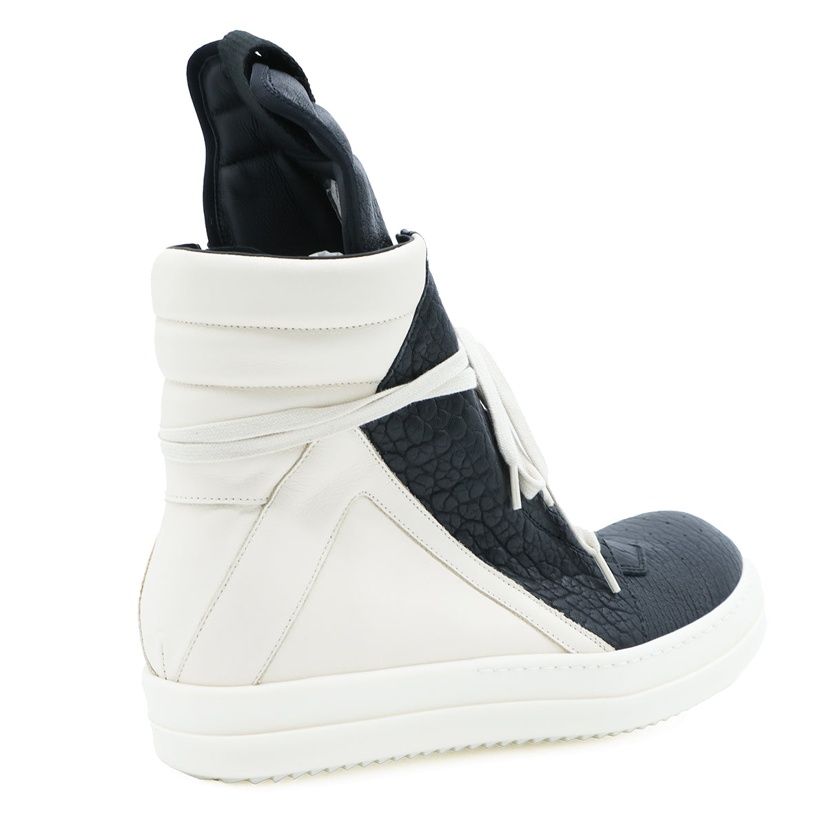 BLACK AND WHITE LEATHER GEOBASKET SNEAKERS