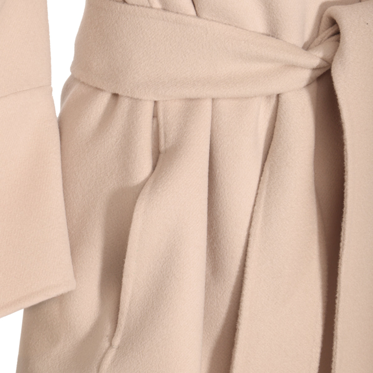 WHITE CASHMERE COAT
