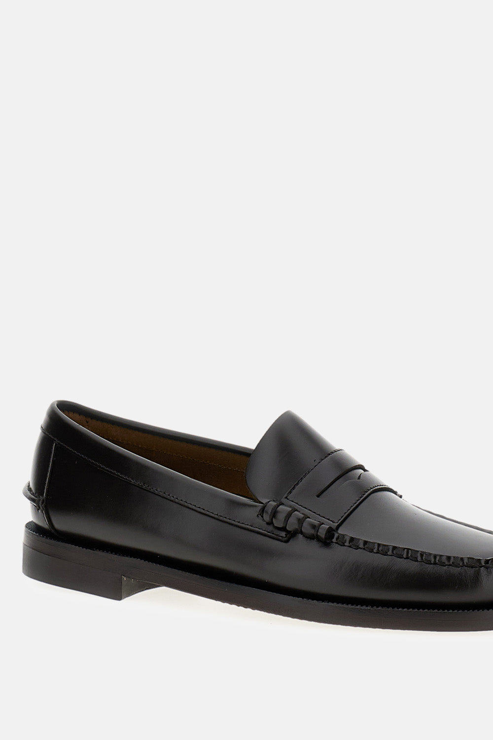 CLASSIC DAN LOAFER