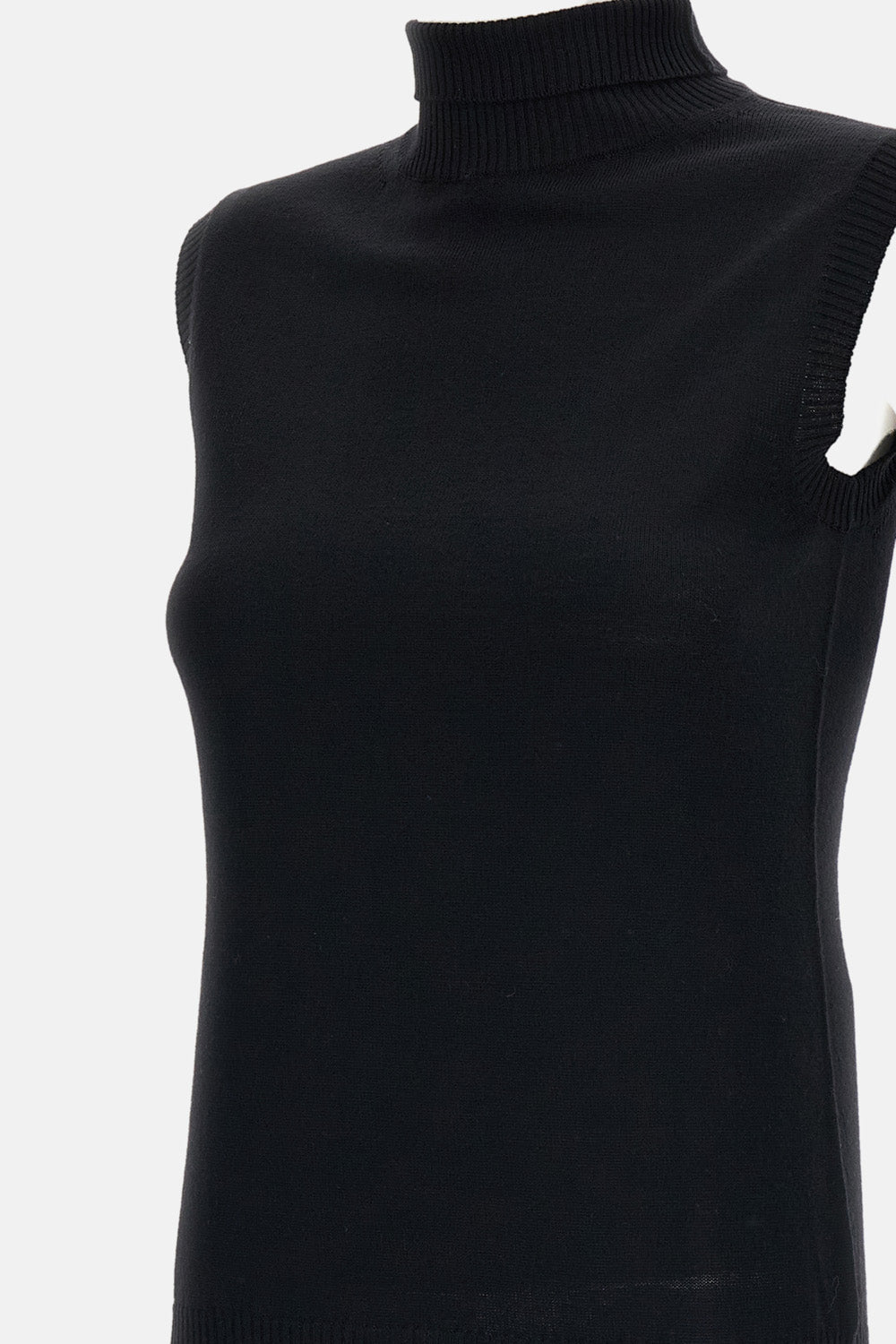 HIGH NECK KNIT VEST