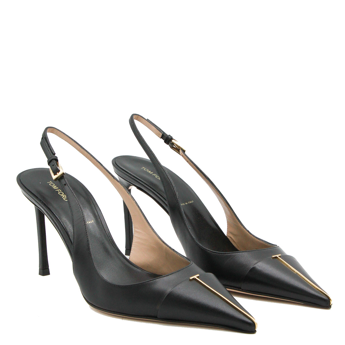BLACK LEATHER PUMPS