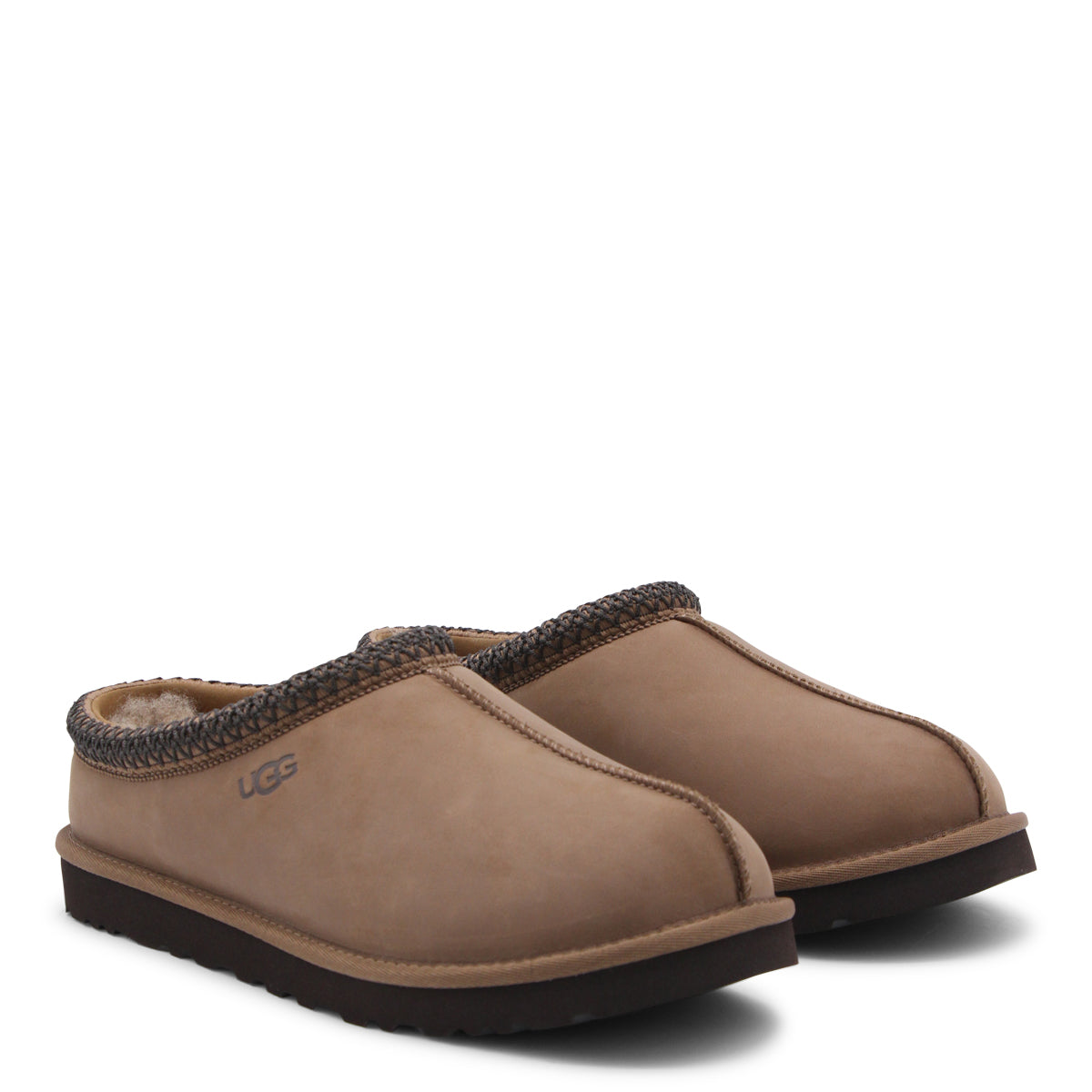 DARK CHESTNUT TASMAN FLATS