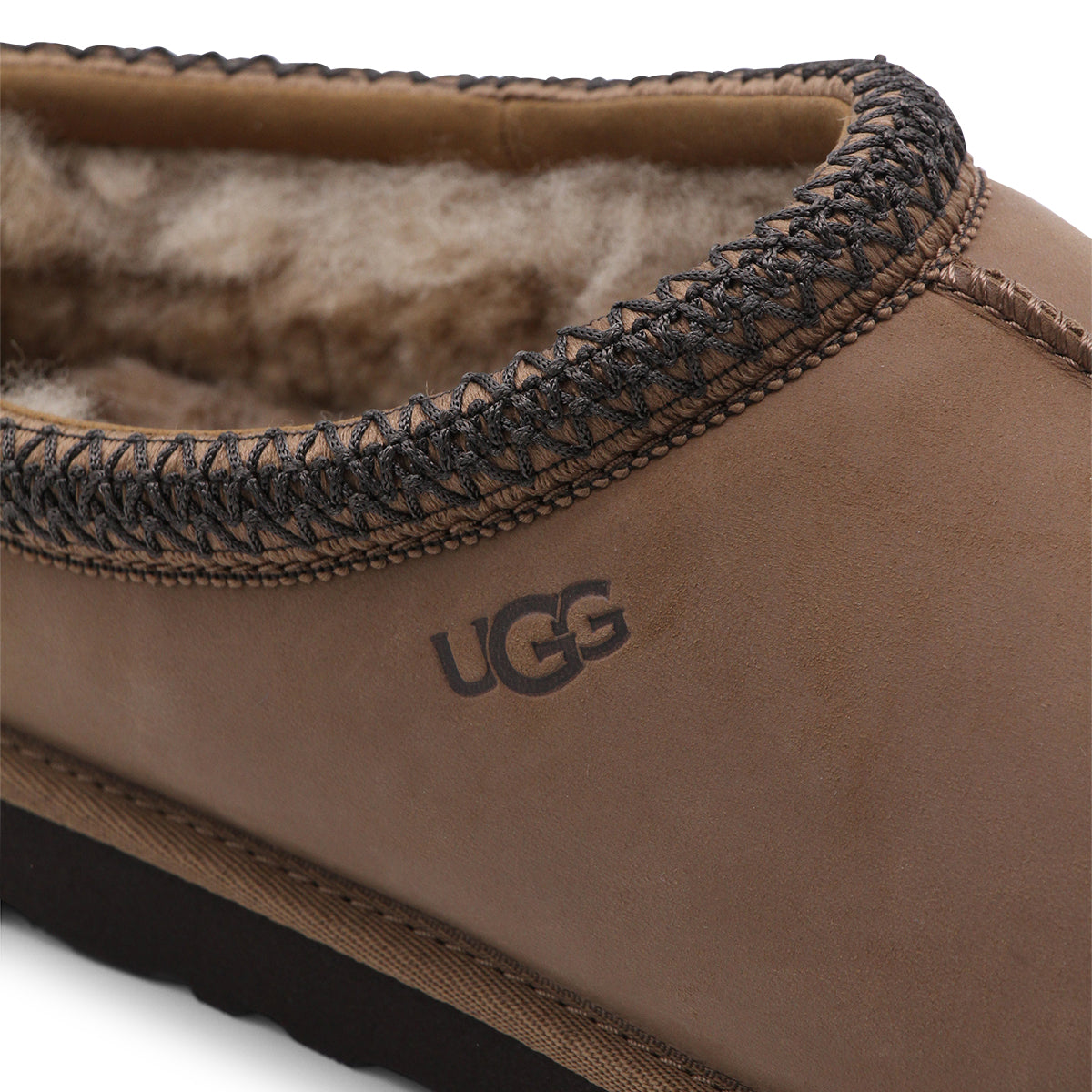 DARK CHESTNUT TASMAN FLATS