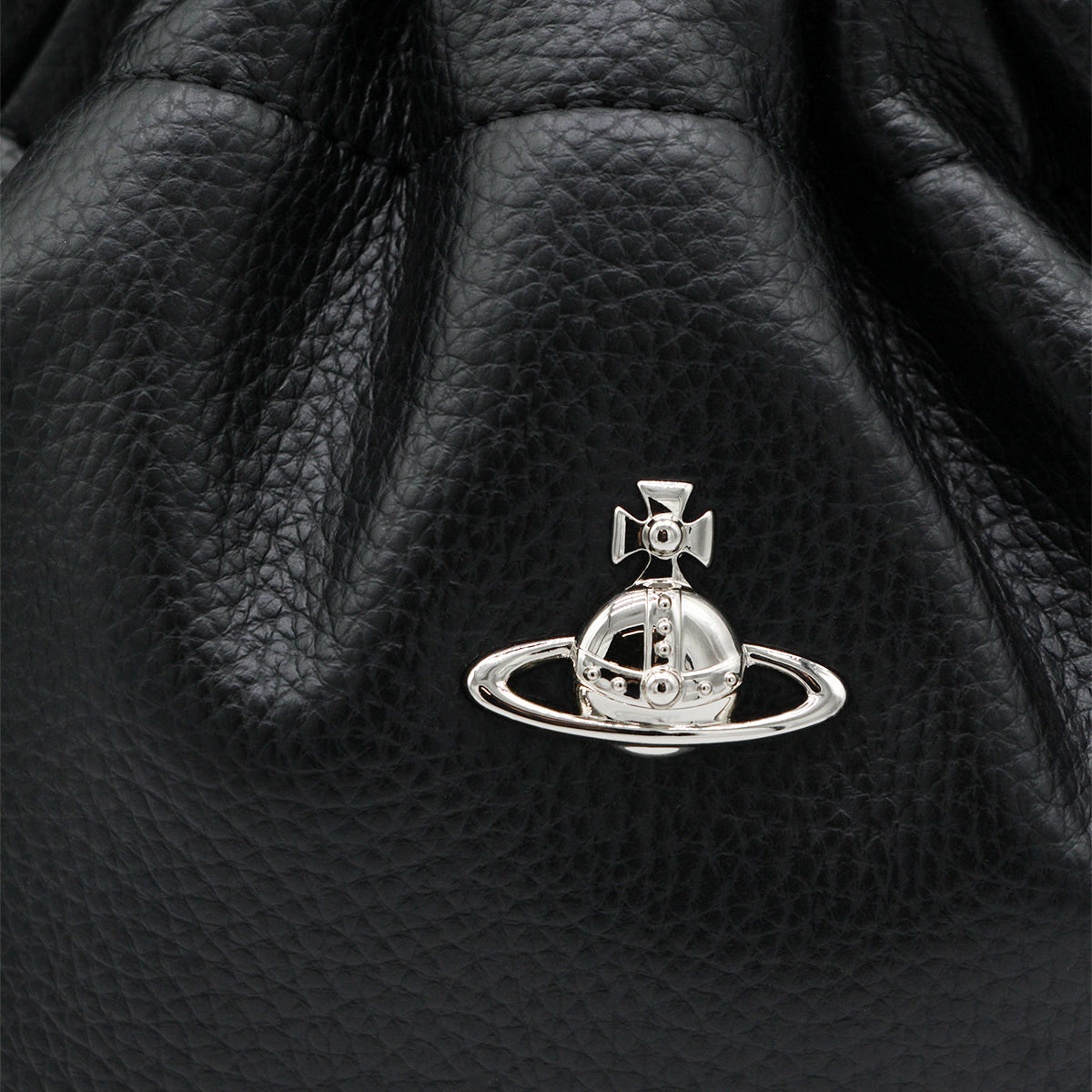 BLACK SATCHEL
