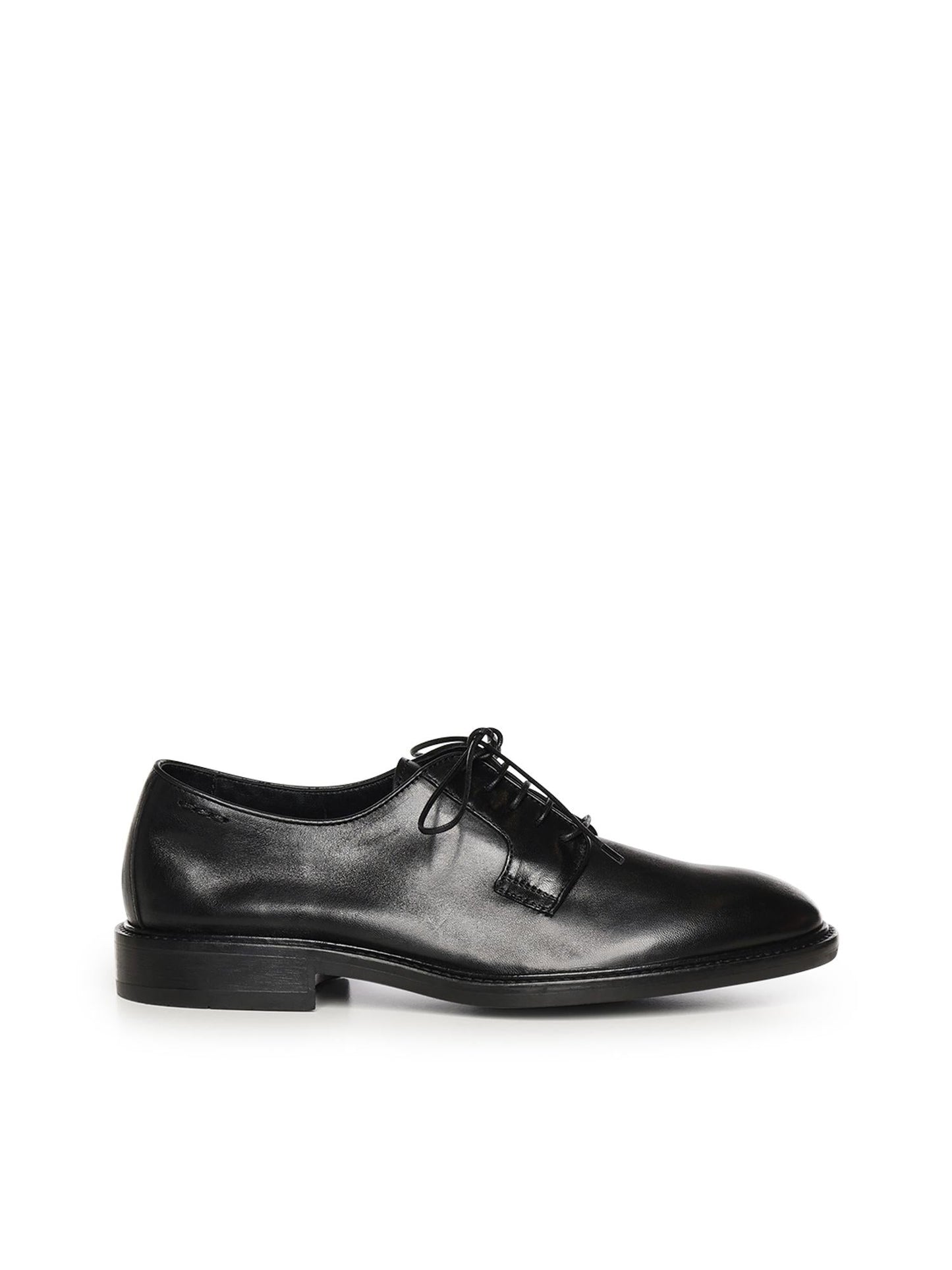 Stringate in pelle