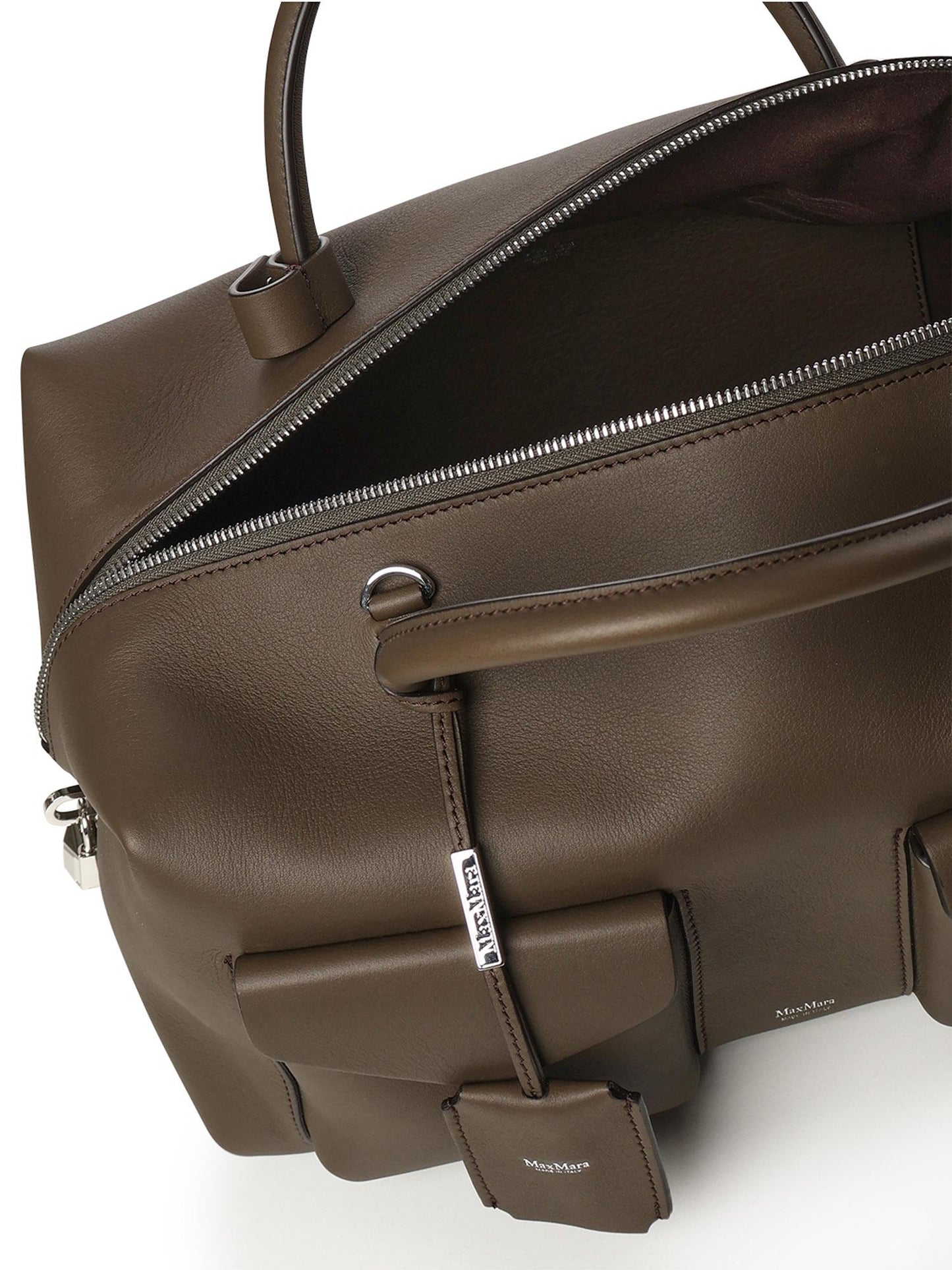 Bauletto large in pelle con tasche