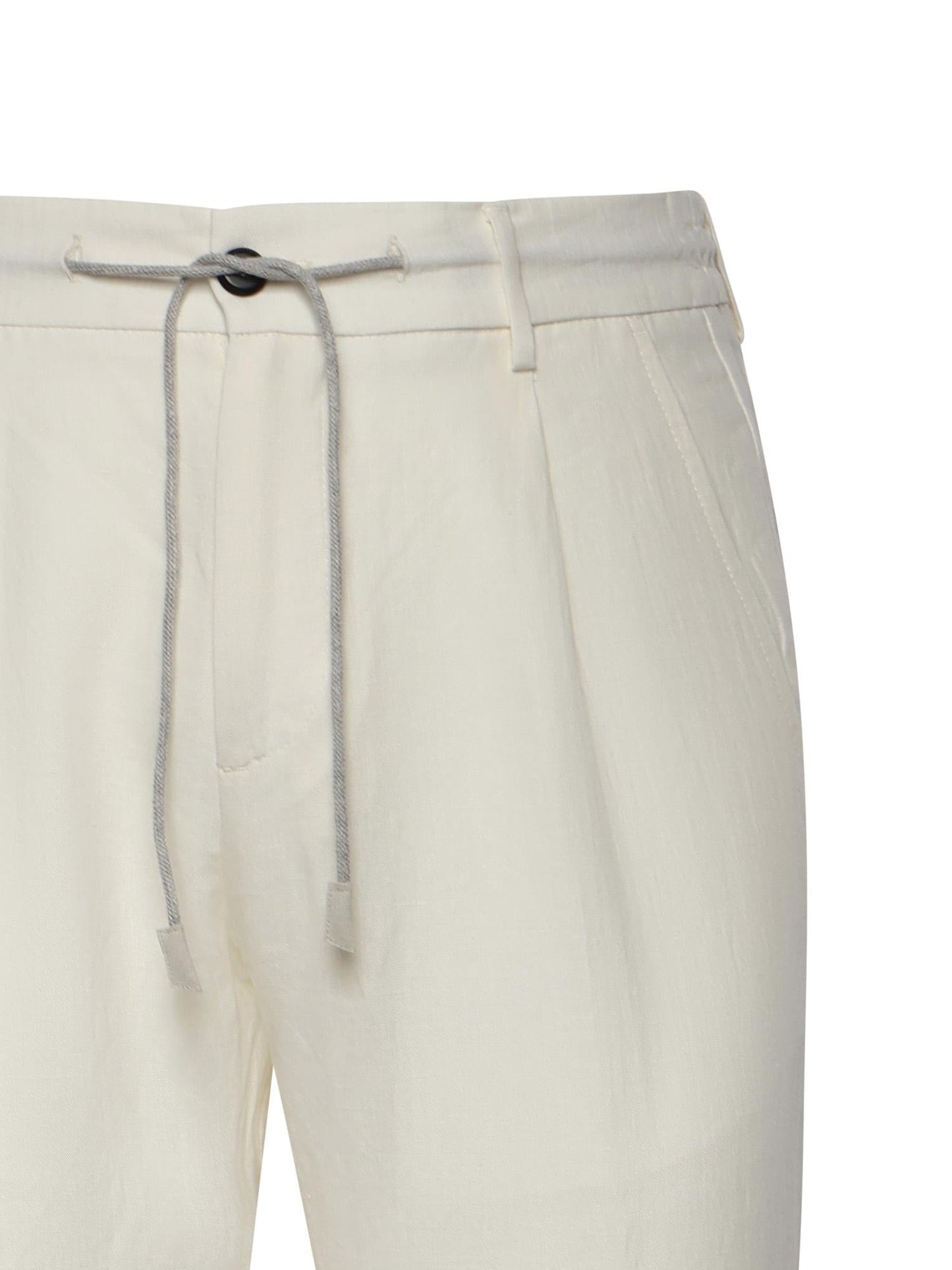 Pantaloni in lino