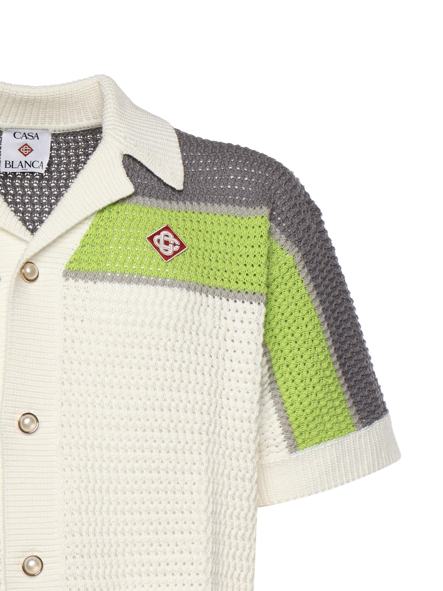 Camicia a righe all'uncinetto